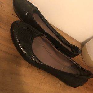 Size 9 black flats